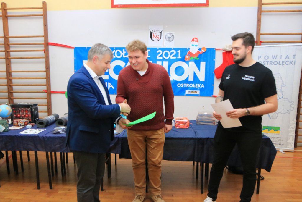 Mikołajki na sportowo w II LO [6.12.2021] - zdjęcie #19 - eOstroleka.pl