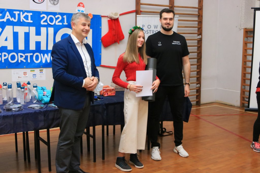 Mikołajki na sportowo w II LO [6.12.2021] - zdjęcie #2 - eOstroleka.pl