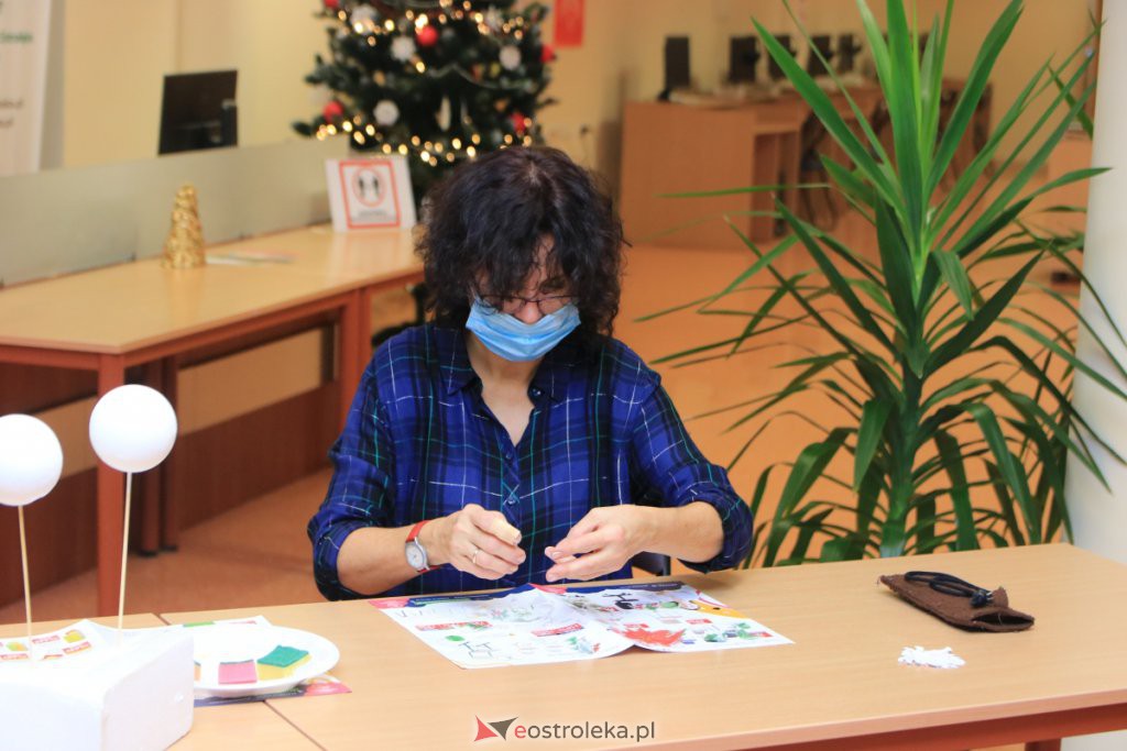 Świąteczne warsztaty w Bibliotece Pedagogicznej w Ostrołęce - zdjęcie #7 - eOstroleka.pl