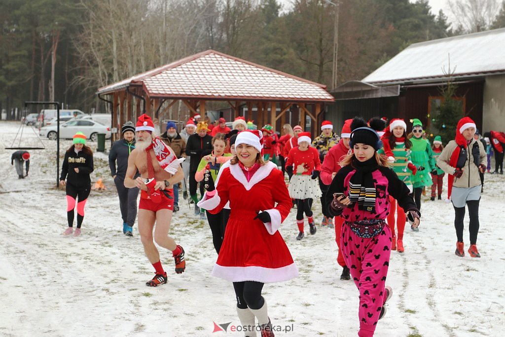 Wigilia na sportowo w Aleksandrowie [11.12.2021] - zdjęcie #17 - eOstroleka.pl