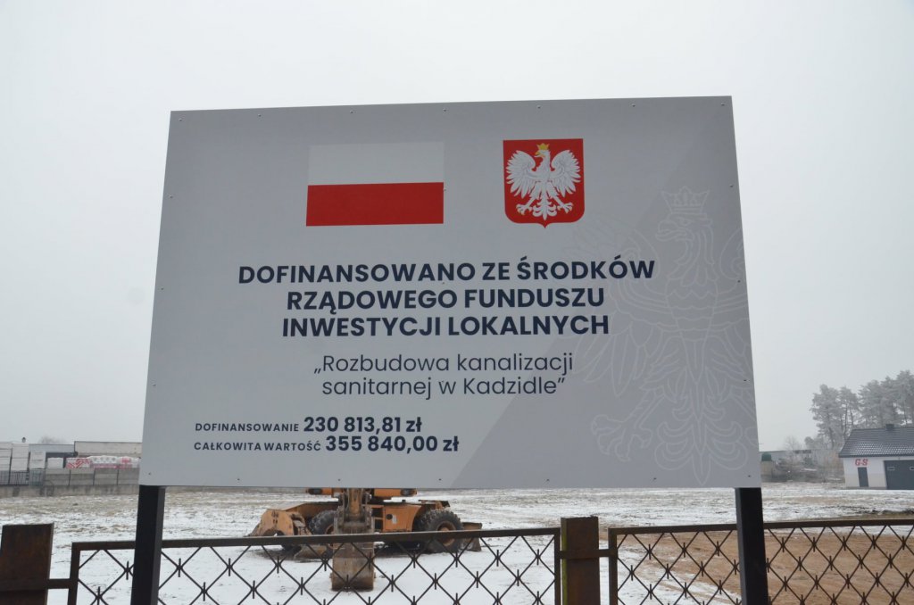 Budowa sieci kanalizacji sanitarnej i wodociągowej z przyłączami w Kadzidle zakończona - zdjęcie #3 - eOstroleka.pl