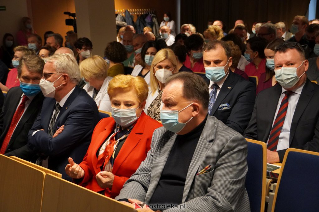 Uroczyste otwarcie Pododdziału Chirurgii Naczyniowej w szpitalu w Ostrołęce [16.12.2021] - zdjęcie #6 - eOstroleka.pl