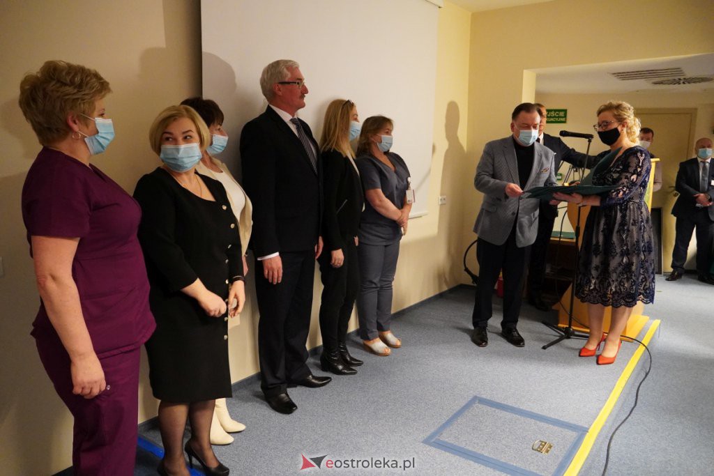 Uroczyste otwarcie Pododdziału Chirurgii Naczyniowej w szpitalu w Ostrołęce [16.12.2021] - zdjęcie #68 - eOstroleka.pl