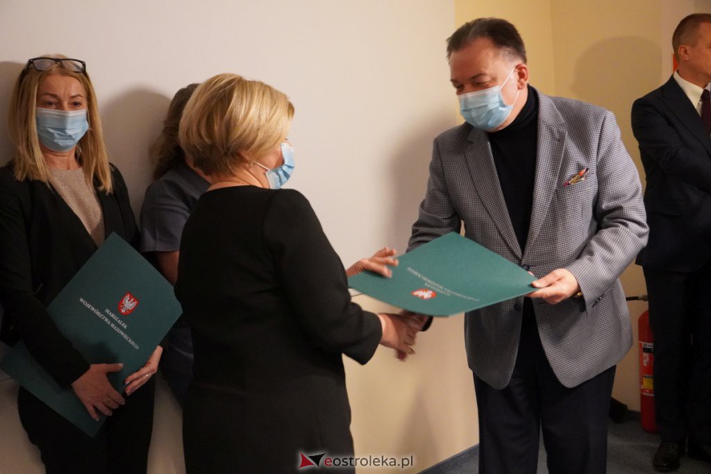 Uroczyste otwarcie Pododdziału Chirurgii Naczyniowej w szpitalu w Ostrołęce [16.12.2021] - zdjęcie #91 - eOstroleka.pl