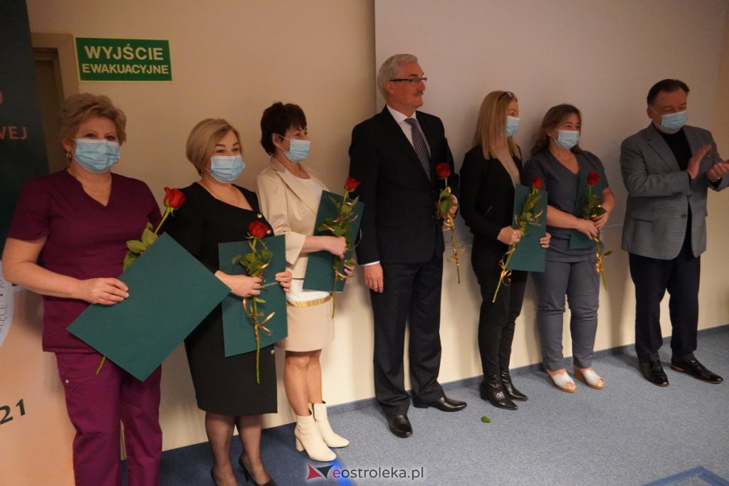 Uroczyste otwarcie Pododdziału Chirurgii Naczyniowej w szpitalu w Ostrołęce [16.12.2021] - zdjęcie #73 - eOstroleka.pl