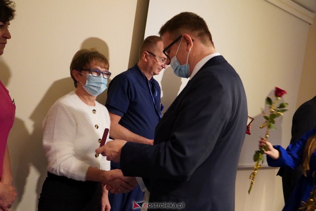 Uroczyste otwarcie Pododdziału Chirurgii Naczyniowej w szpitalu w Ostrołęce [16.12.2021] - zdjęcie #66 - eOstroleka.pl