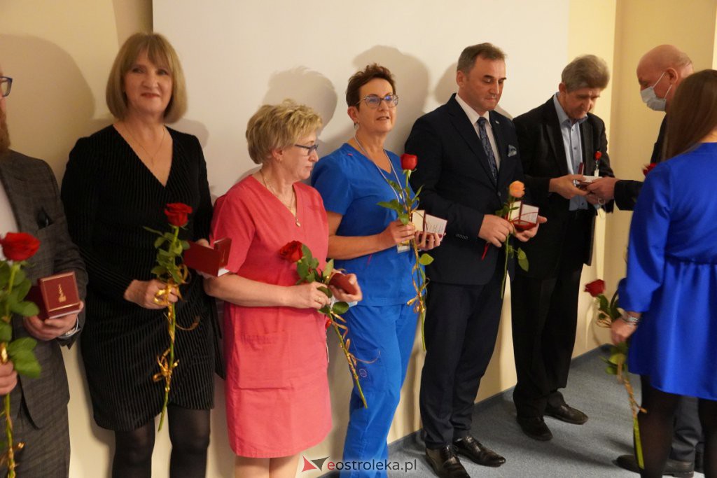 Uroczyste otwarcie Pododdziału Chirurgii Naczyniowej w szpitalu w Ostrołęce [16.12.2021] - zdjęcie #106 - eOstroleka.pl