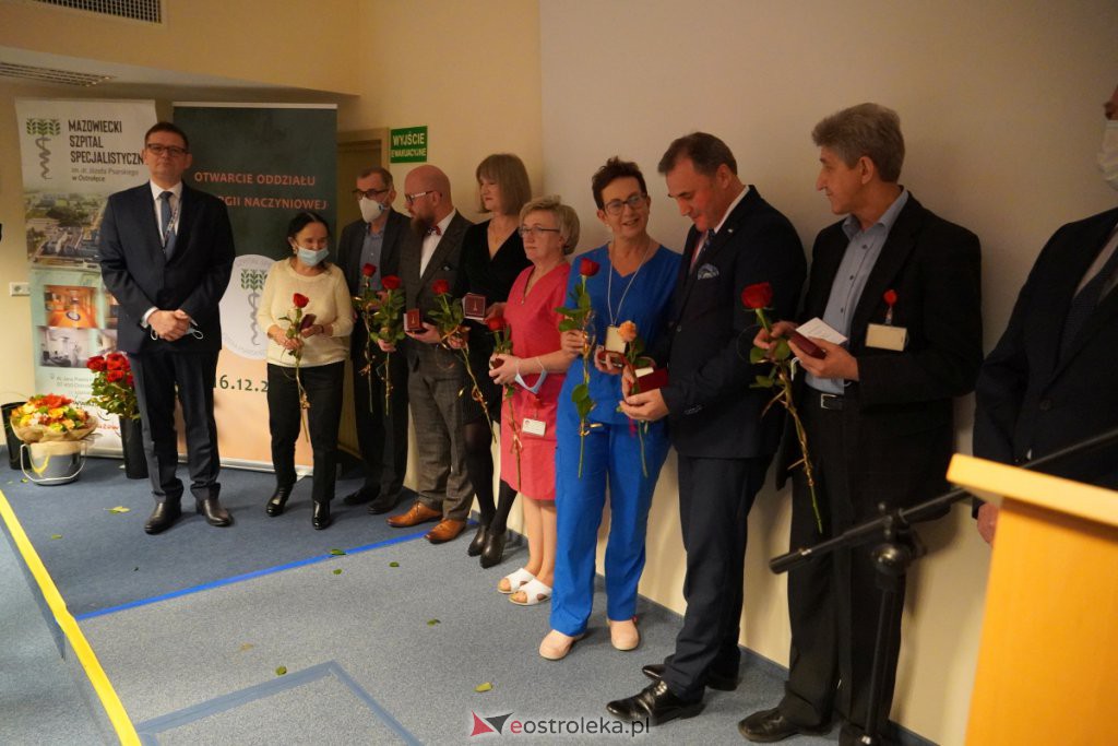 Uroczyste otwarcie Pododdziału Chirurgii Naczyniowej w szpitalu w Ostrołęce [16.12.2021] - zdjęcie #107 - eOstroleka.pl