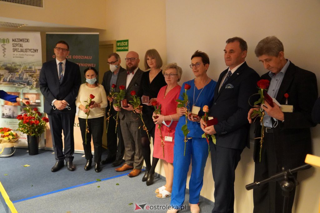 Uroczyste otwarcie Pododdziału Chirurgii Naczyniowej w szpitalu w Ostrołęce [16.12.2021] - zdjęcie #109 - eOstroleka.pl