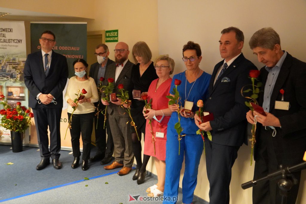 Uroczyste otwarcie Pododdziału Chirurgii Naczyniowej w szpitalu w Ostrołęce [16.12.2021] - zdjęcie #110 - eOstroleka.pl