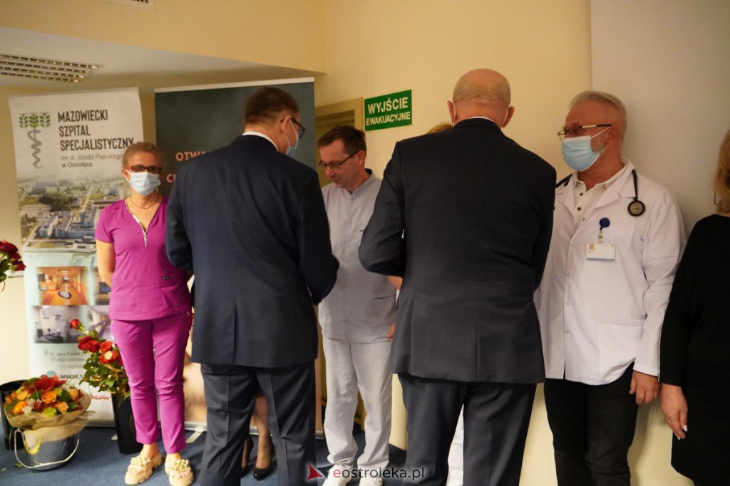 Uroczyste otwarcie Pododdziału Chirurgii Naczyniowej w szpitalu w Ostrołęce [16.12.2021] - zdjęcie #111 - eOstroleka.pl