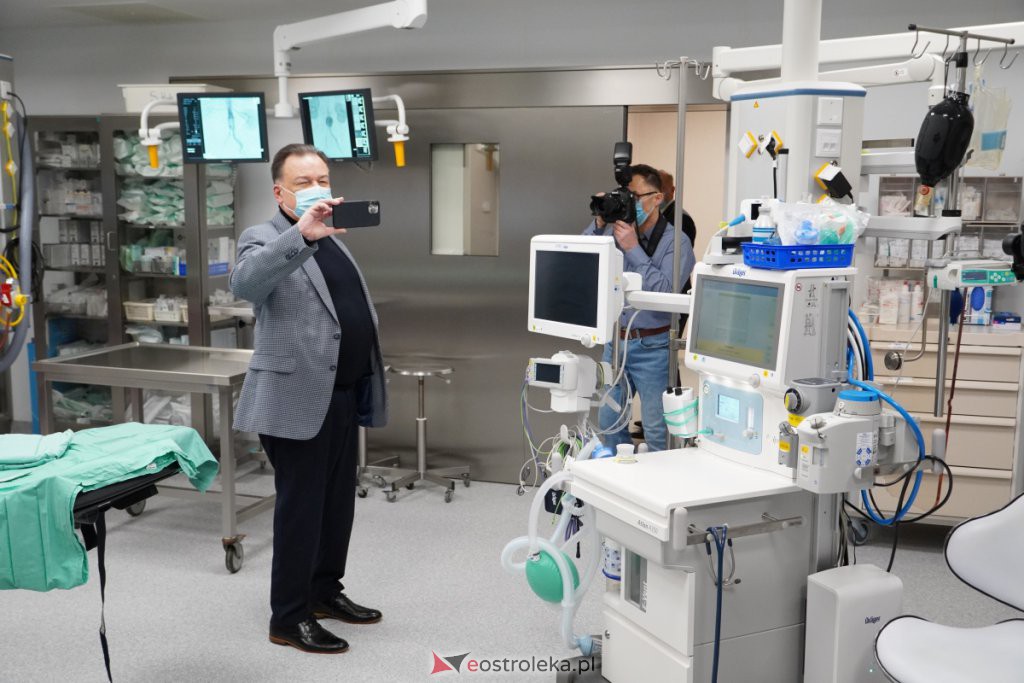 Uroczyste otwarcie Pododdziału Chirurgii Naczyniowej w szpitalu w Ostrołęce [16.12.2021] - zdjęcie #139 - eOstroleka.pl