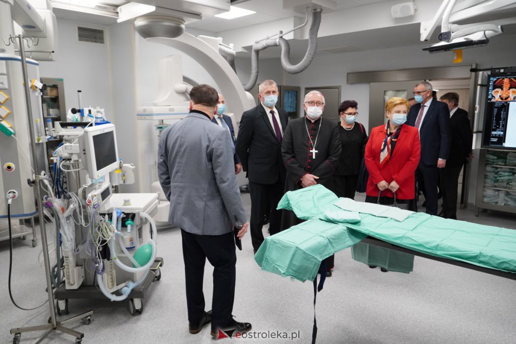 Uroczyste otwarcie Pododdziału Chirurgii Naczyniowej w szpitalu w Ostrołęce [16.12.2021] - zdjęcie #141 - eOstroleka.pl