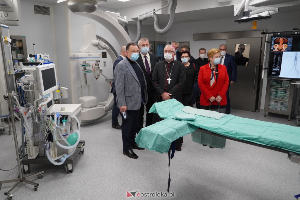 Uroczyste otwarcie Pododdziału Chirurgii Naczyniowej w szpitalu w Ostrołęce [16.12.2021] - zdjęcie #143 - eOstroleka.pl