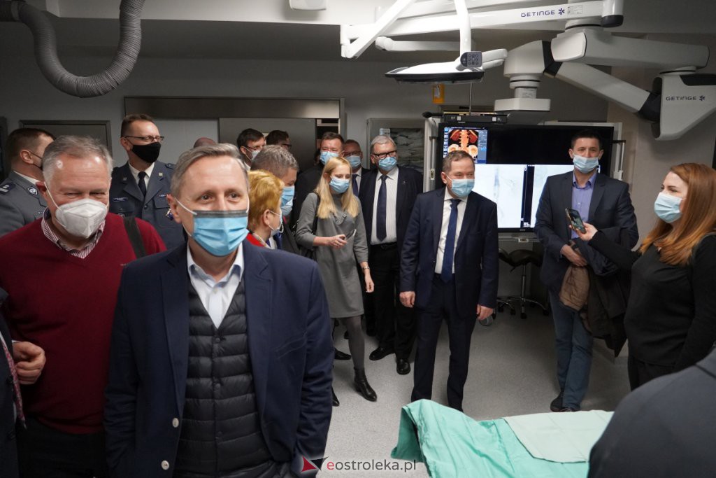 Uroczyste otwarcie Pododdziału Chirurgii Naczyniowej w szpitalu w Ostrołęce [16.12.2021] - zdjęcie #150 - eOstroleka.pl