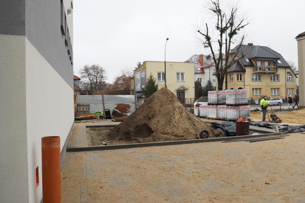 Fotoralacja z placu budowy Centrum Aktywności Seniorów [17.12.2021] - zdjęcie #3 - eOstroleka.pl