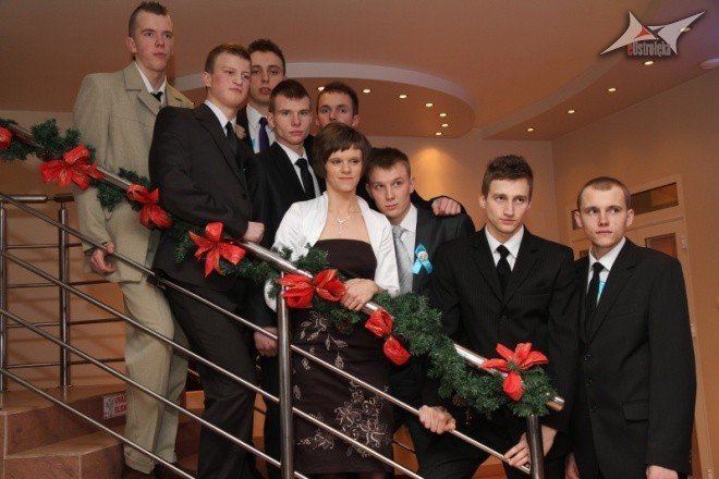 Studniówka ZSZ (29-01-2011) - zdjęcie #3 - eOstroleka.pl