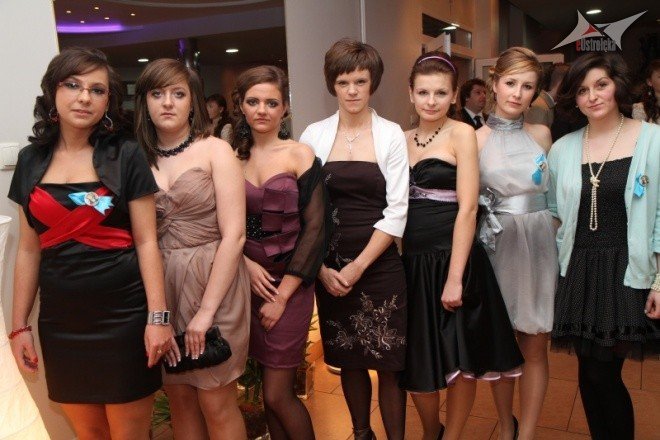 Studniówka ZSZ (29-01-2011) - zdjęcie #2 - eOstroleka.pl