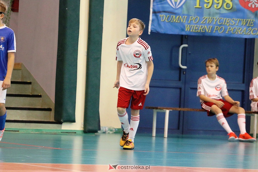 Otwarte Mistrzostwa Powiatu Ostrołęckiego w halowej piłce nożnej [18-19.12.2021] - zdjęcie #54 - eOstroleka.pl