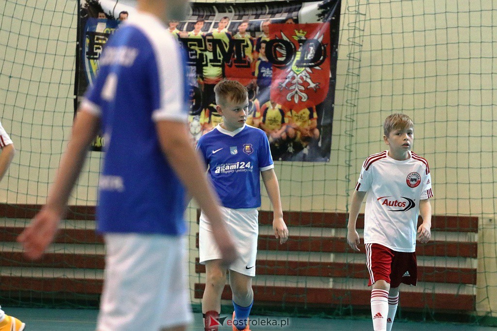 Otwarte Mistrzostwa Powiatu Ostrołęckiego w halowej piłce nożnej [18-19.12.2021] - zdjęcie #50 - eOstroleka.pl