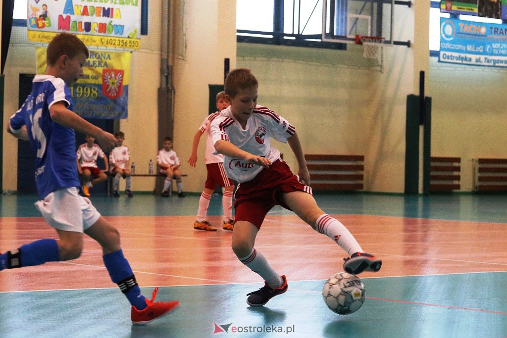 Otwarte Mistrzostwa Powiatu Ostrołęckiego w halowej piłce nożnej [18-19.12.2021] - zdjęcie #39 - eOstroleka.pl