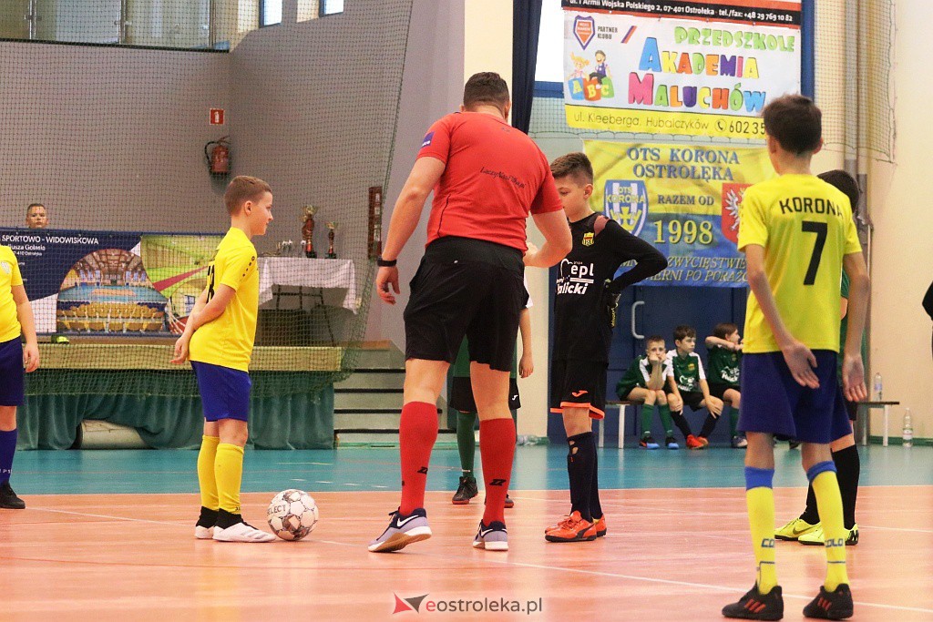 Otwarte Mistrzostwa Powiatu Ostrołęckiego w halowej piłce nożnej [18-19.12.2021] - zdjęcie #27 - eOstroleka.pl