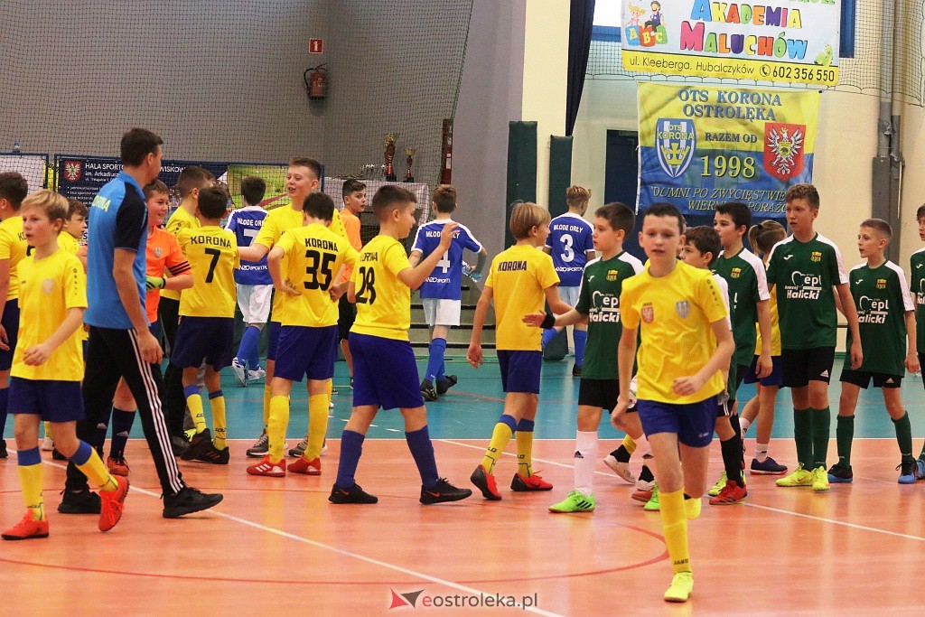 Otwarte Mistrzostwa Powiatu Ostrołęckiego w halowej piłce nożnej [18-19.12.2021] - zdjęcie #18 - eOstroleka.pl