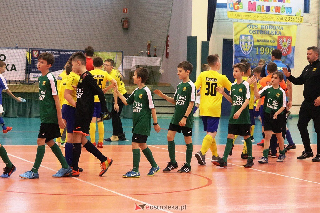 Otwarte Mistrzostwa Powiatu Ostrołęckiego w halowej piłce nożnej [18-19.12.2021] - zdjęcie #16 - eOstroleka.pl