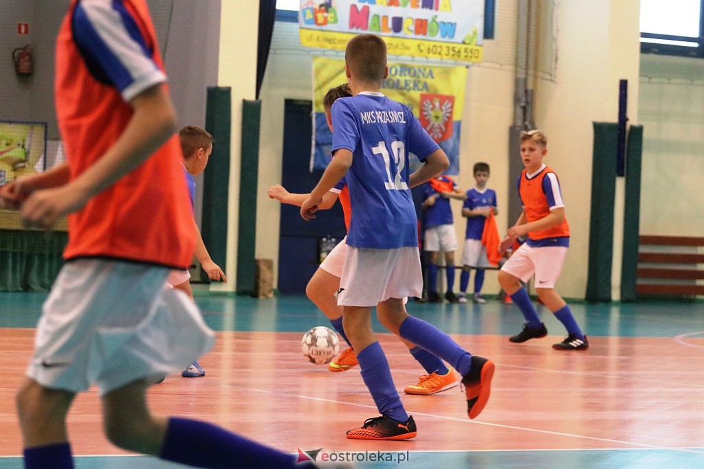 Otwarte Mistrzostwa Powiatu Ostrołęckiego w halowej piłce nożnej [18-19.12.2021] - zdjęcie #6 - eOstroleka.pl