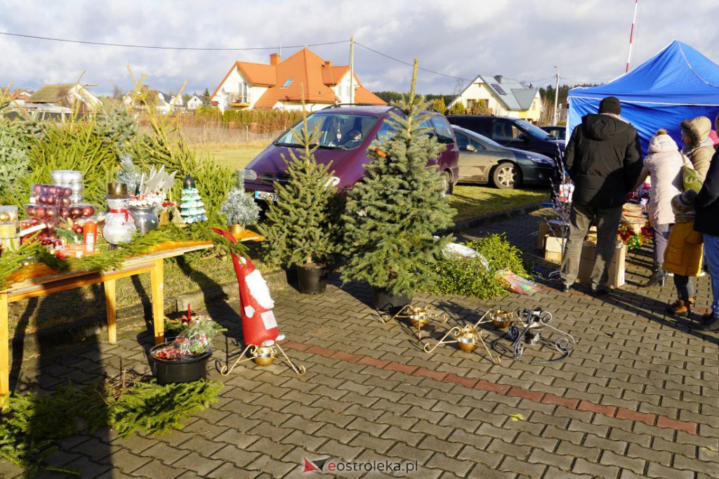 Jarmark Świąteczny w Łysych [19.12.2021] - zdjęcie #66 - eOstroleka.pl