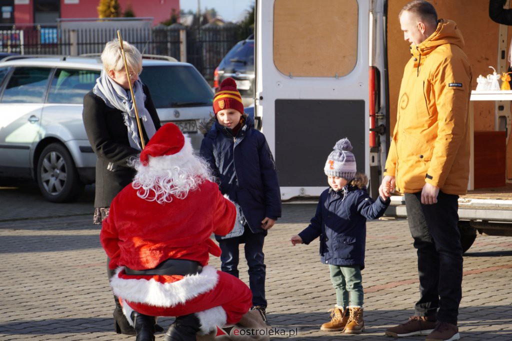Jarmark Świąteczny w Łysych [19.12.2021] - zdjęcie #53 - eOstroleka.pl