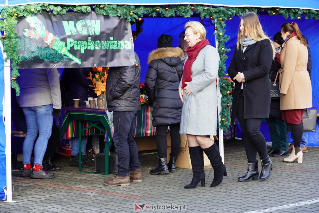 Jarmark Świąteczny w Łysych [19.12.2021] - zdjęcie #50 - eOstroleka.pl