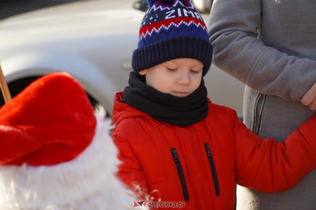 Jarmark Świąteczny w Łysych [19.12.2021] - zdjęcie #45 - eOstroleka.pl