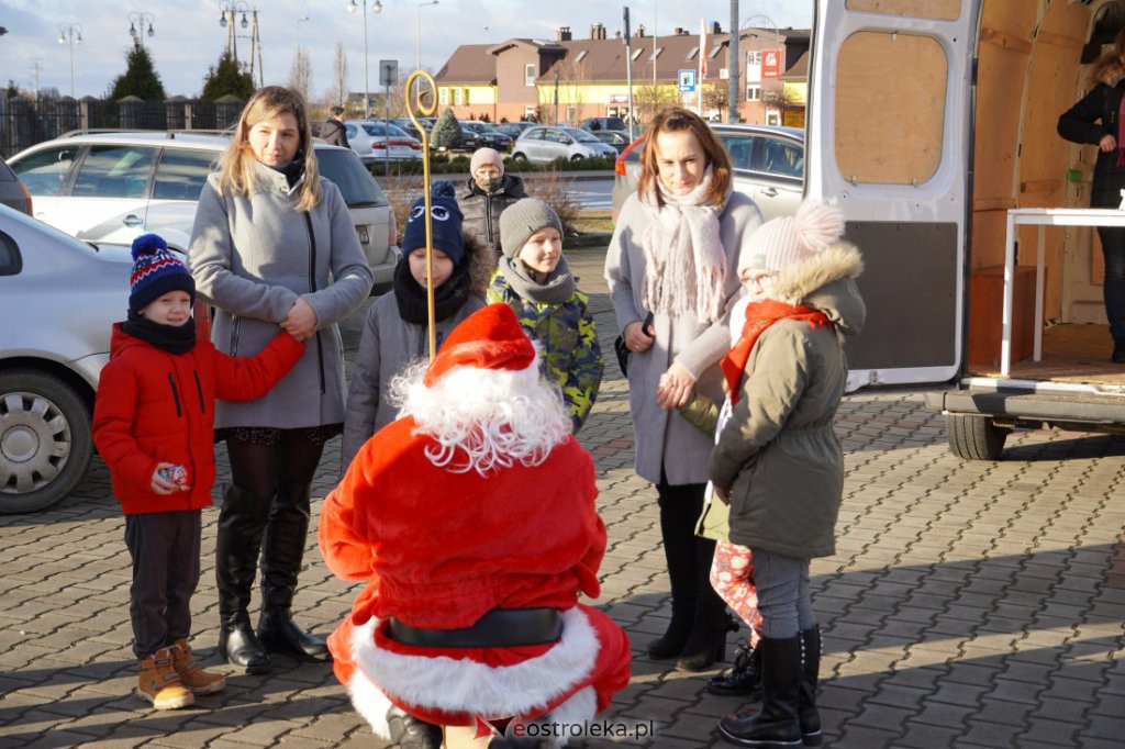 Jarmark Świąteczny w Łysych [19.12.2021] - zdjęcie #43 - eOstroleka.pl
