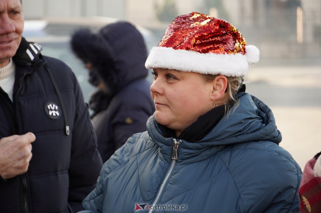 Jarmark Świąteczny w Łysych [19.12.2021] - zdjęcie #40 - eOstroleka.pl