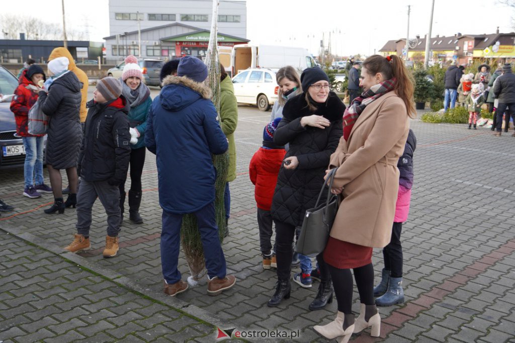 Jarmark Świąteczny w Łysych [19.12.2021] - zdjęcie #30 - eOstroleka.pl
