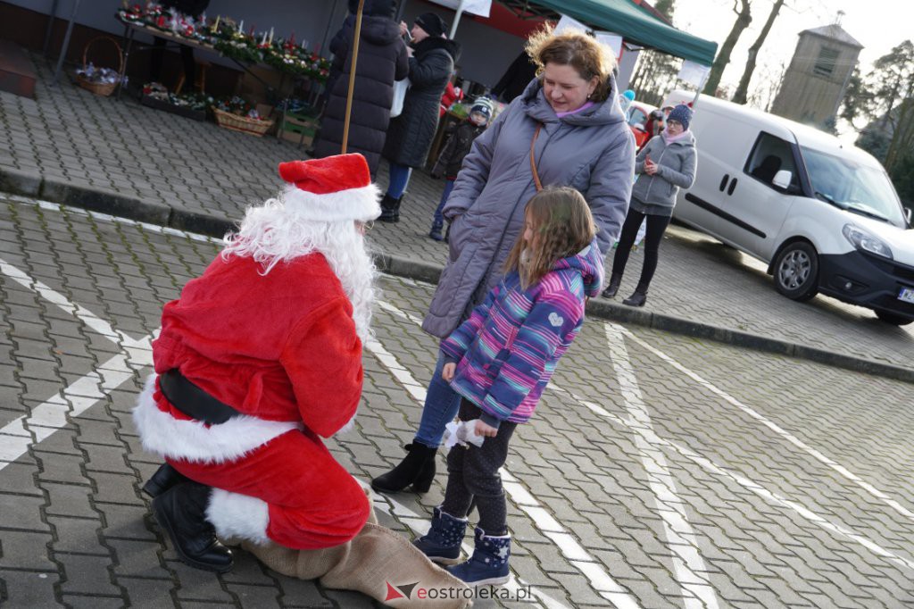 Jarmark Świąteczny w Łysych [19.12.2021] - zdjęcie #18 - eOstroleka.pl