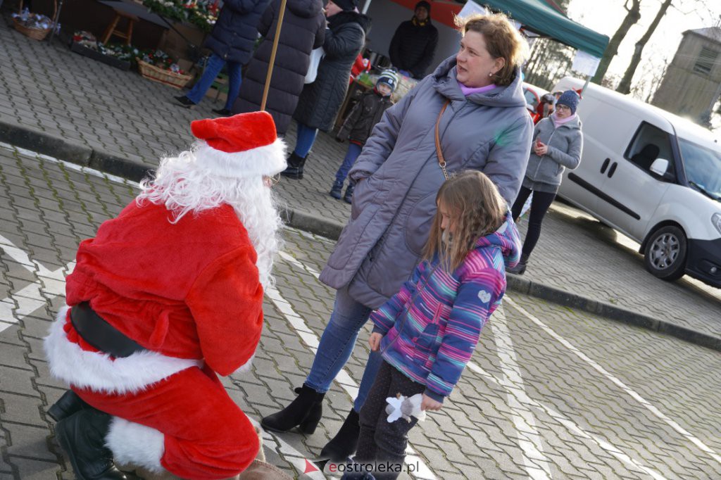 Jarmark Świąteczny w Łysych [19.12.2021] - zdjęcie #17 - eOstroleka.pl