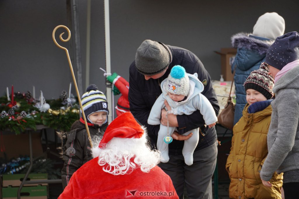 Jarmark Świąteczny w Łysych [19.12.2021] - zdjęcie #16 - eOstroleka.pl