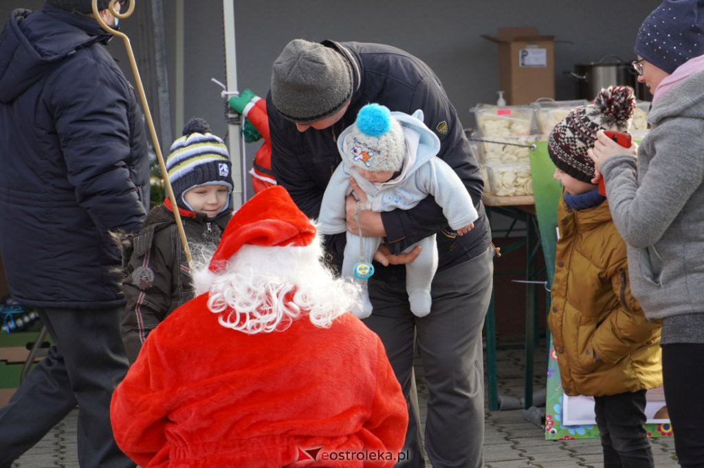Jarmark Świąteczny w Łysych [19.12.2021] - zdjęcie #15 - eOstroleka.pl