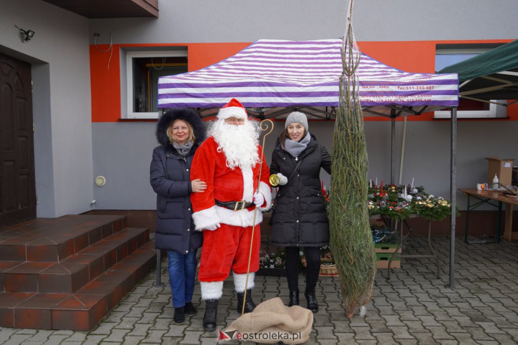 Jarmark Świąteczny w Łysych [19.12.2021] - zdjęcie #8 - eOstroleka.pl