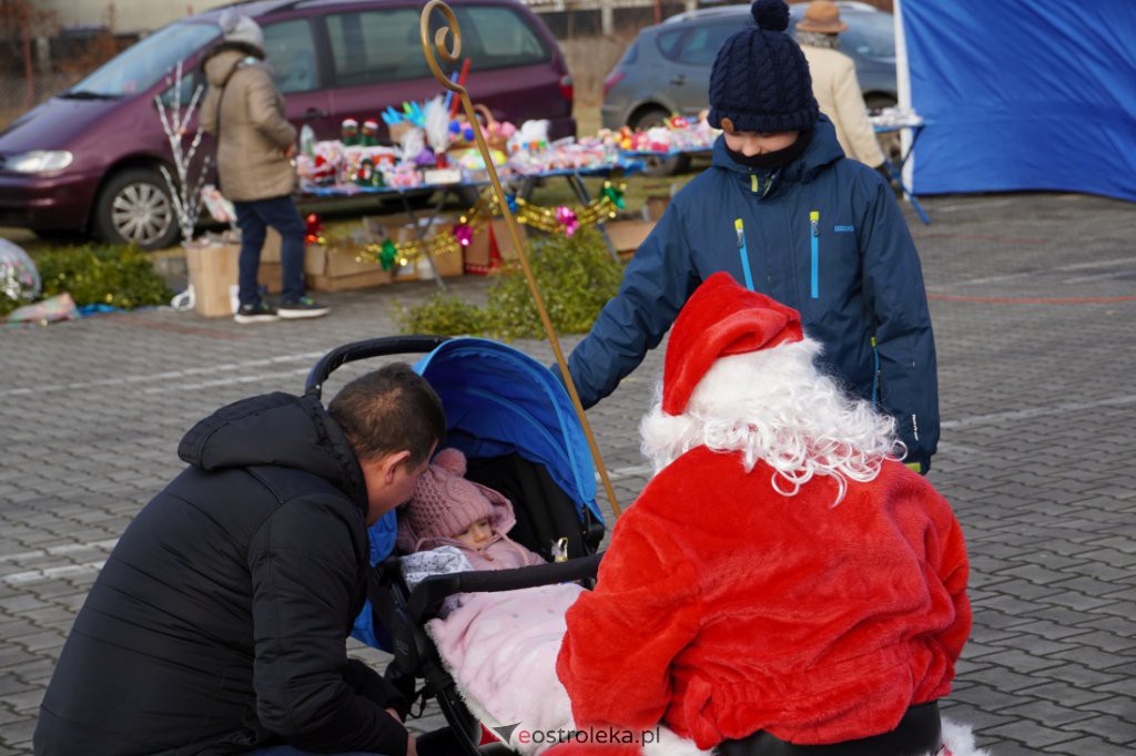 Jarmark Świąteczny w Łysych [19.12.2021] - zdjęcie #3 - eOstroleka.pl