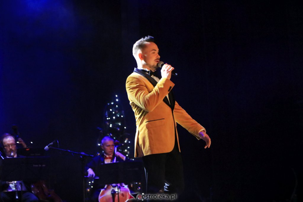 Koncert Sylwestrowy w Ostrołęckim Centrum Kultury [31.12.2021] - zdjęcie #1 - eOstroleka.pl