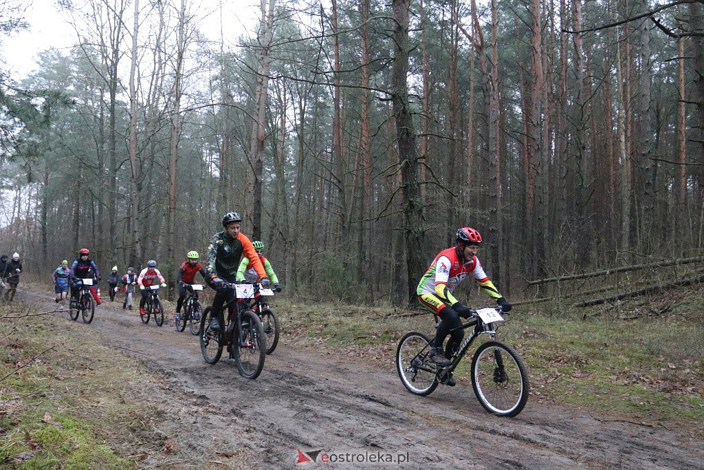 Noworoczny wyścig kolarski w Teodorowie [02.01.2022] - zdjęcie #64 - eOstroleka.pl