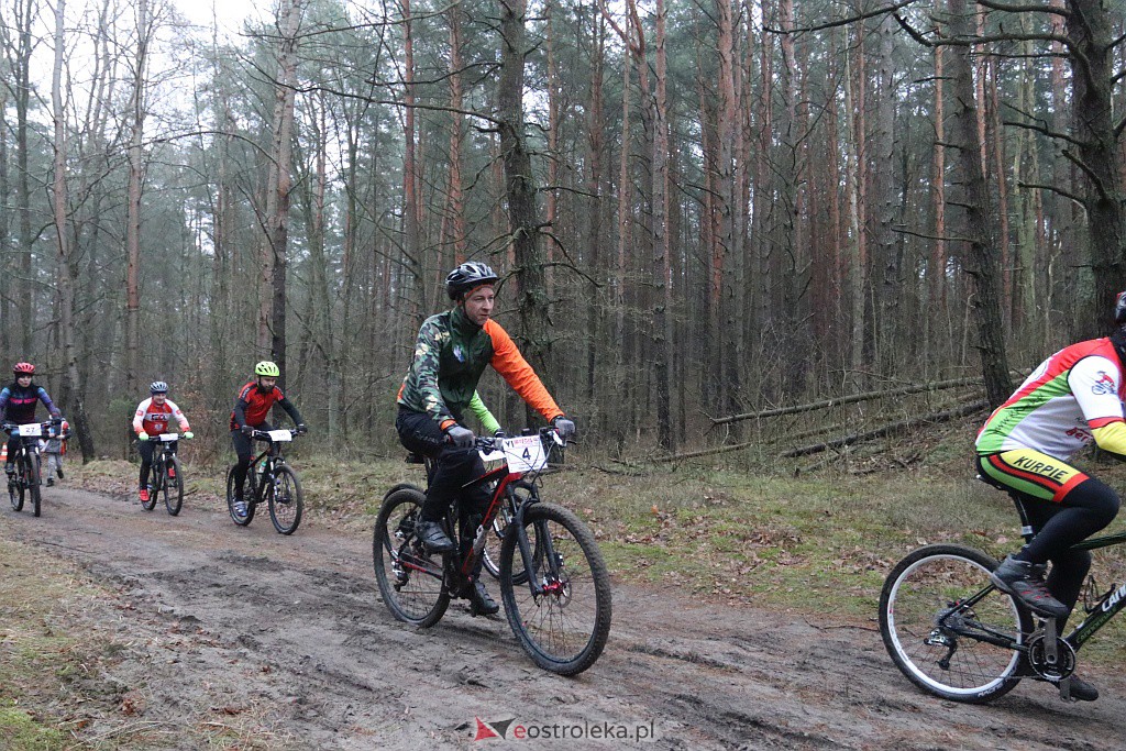 Noworoczny wyścig kolarski w Teodorowie [02.01.2022] - zdjęcie #65 - eOstroleka.pl