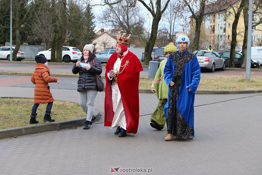 Orszak Trzech Króli 2022 w Ostrołęce [06.01.2022] - zdjęcie #11 - eOstroleka.pl