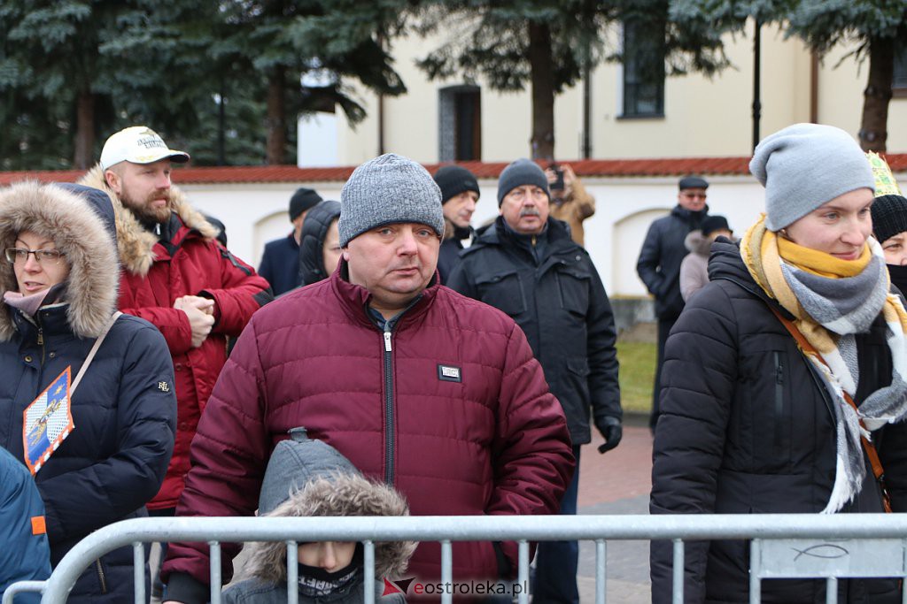 Orszak Trzech Króli 2022 w Ostrołęce [06.01.2022] - zdjęcie #140 - eOstroleka.pl