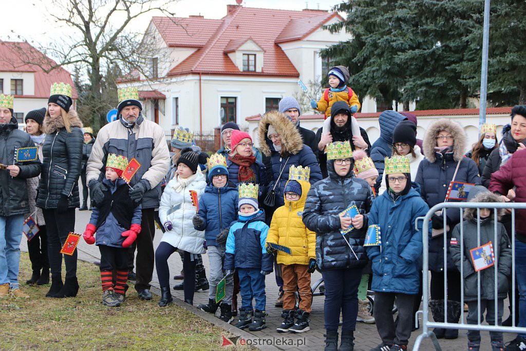 Orszak Trzech Króli 2022 w Ostrołęce [06.01.2022] - zdjęcie #105 - eOstroleka.pl