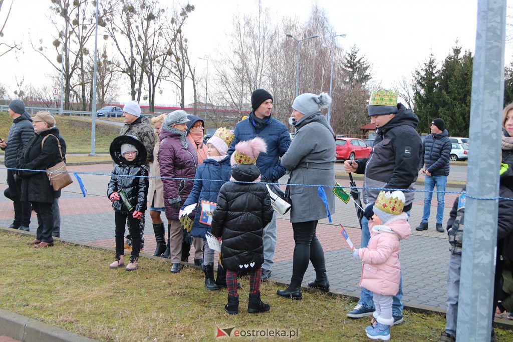 Orszak Trzech Króli 2022 w Ostrołęce [06.01.2022] - zdjęcie #95 - eOstroleka.pl