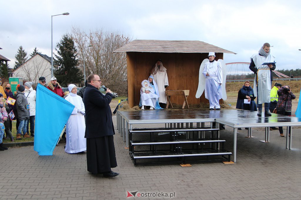 Orszak Trzech Króli 2022 w Ostrołęce [06.01.2022] - zdjęcie #75 - eOstroleka.pl